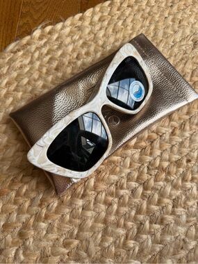 I Sea sunglasses Olive style